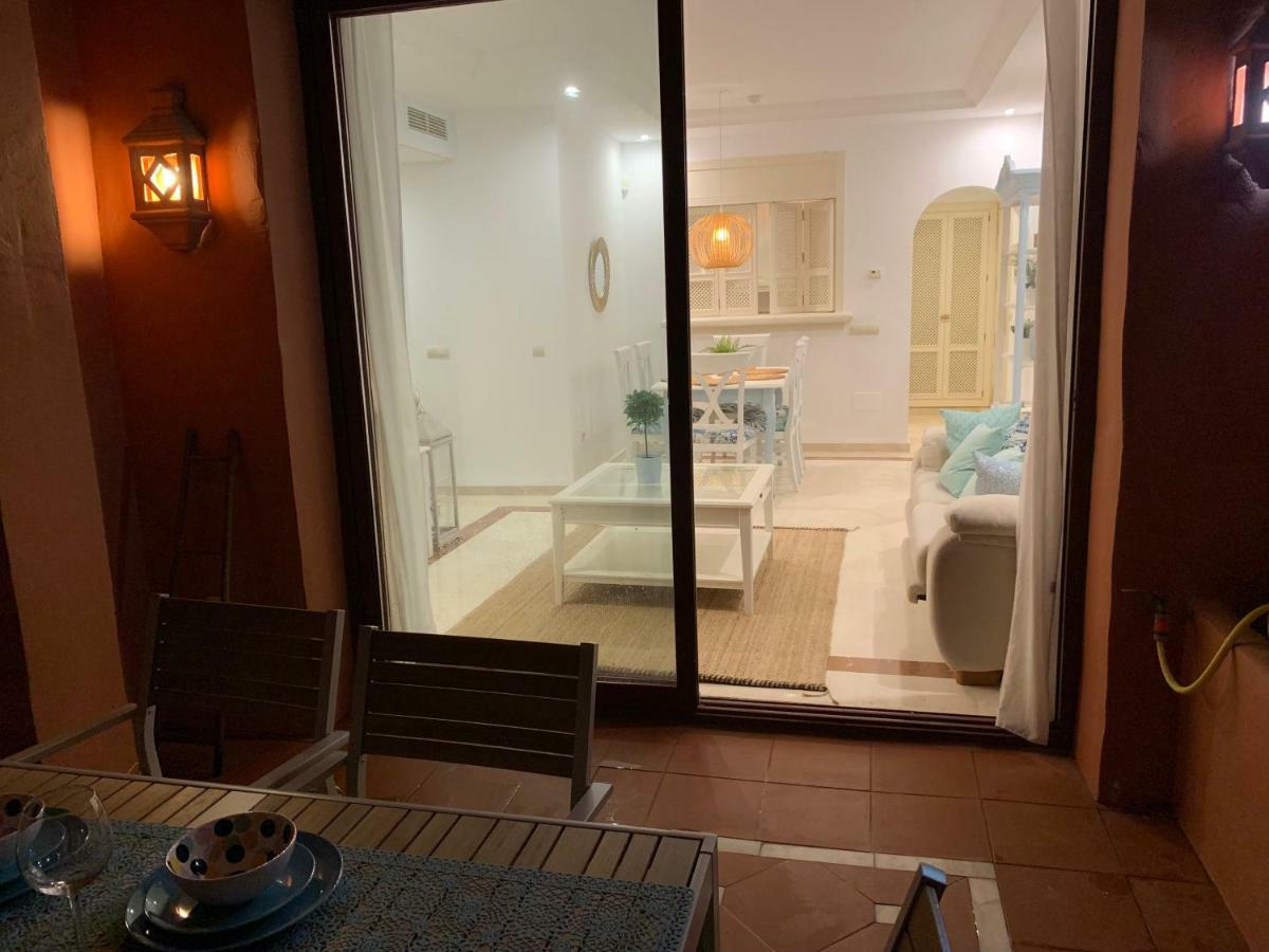 Beachside Apartment In Марбелья Экстерьер фото