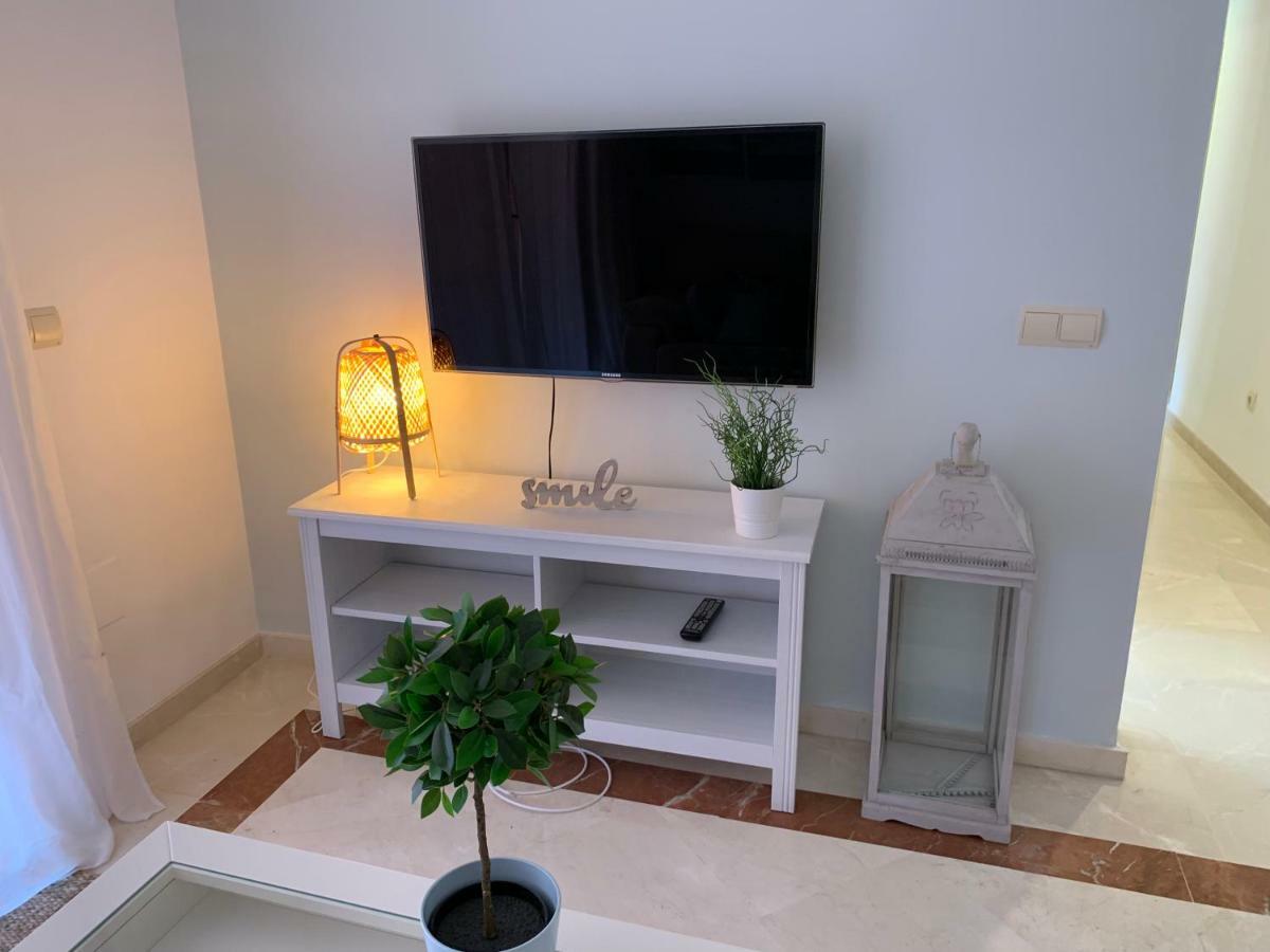 Beachside Apartment In Марбелья Экстерьер фото