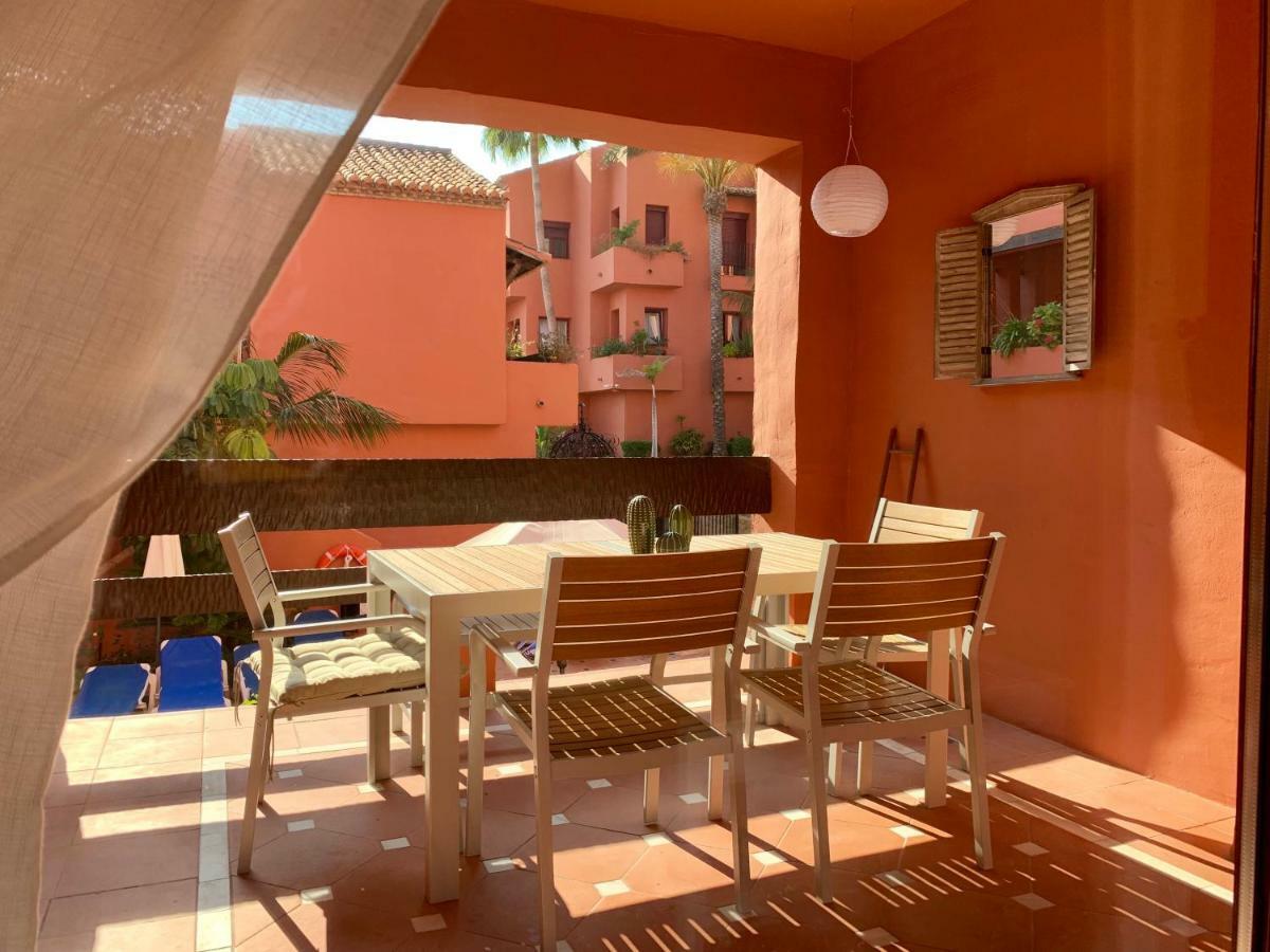 Beachside Apartment In Марбелья Экстерьер фото